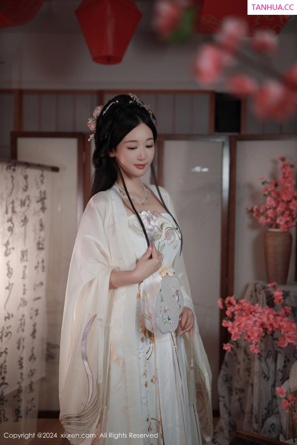 唐安琪  [XiuRen]高清写真图 2024.07.22 No.8898 唐安琪 丝袜美腿第7张图片